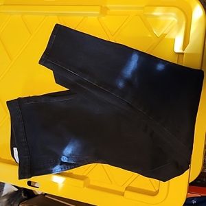 Black super skinny Levi's